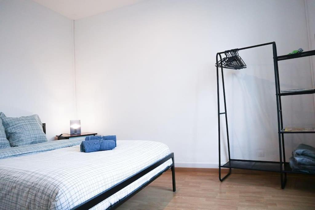 Appartement Entier, Proche Tram-Train Et Commodites, Parking Gratuit مُلووز المظهر الخارجي الصورة